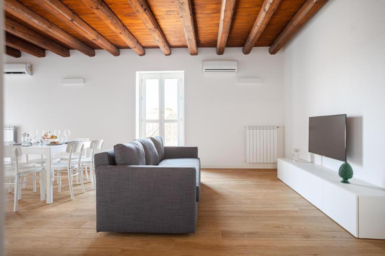 Casa Azzurra - Palazzo Del Buonpastore Palermo Dış mekan fotoğraf