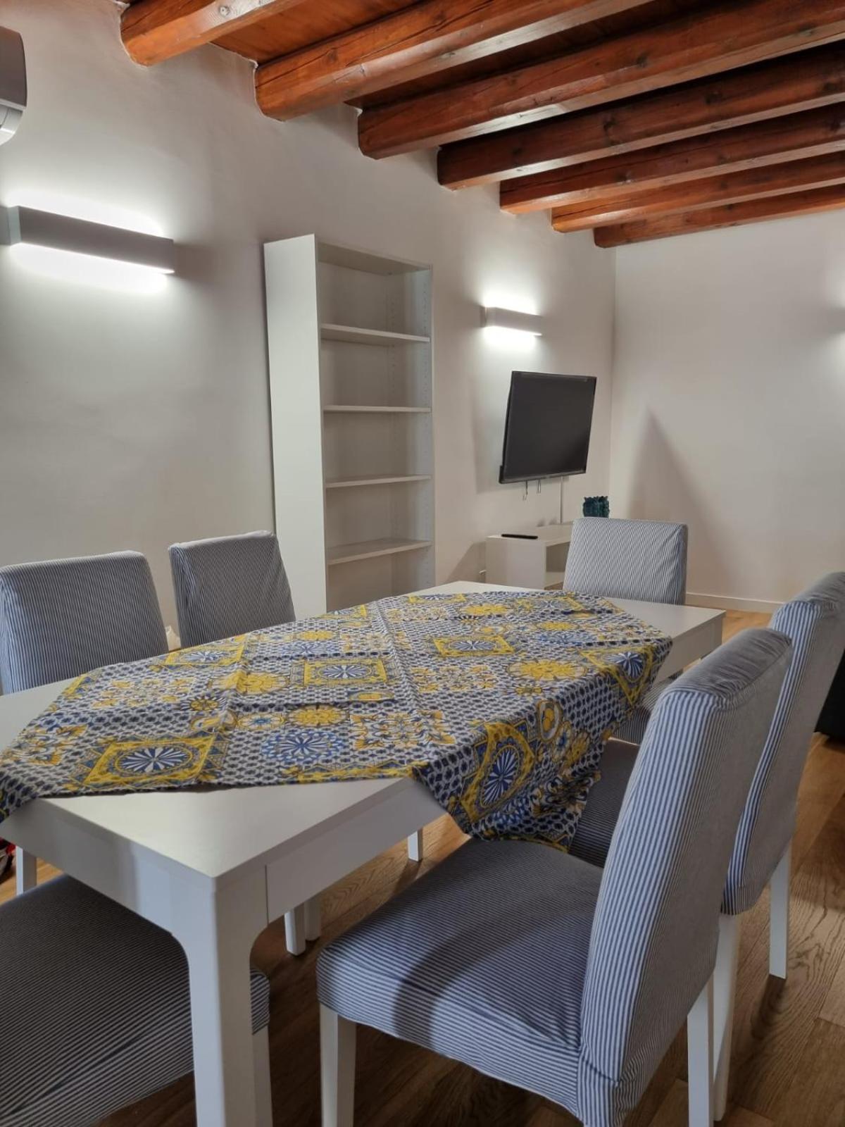 Casa Azzurra - Palazzo Del Buonpastore Palermo Dış mekan fotoğraf